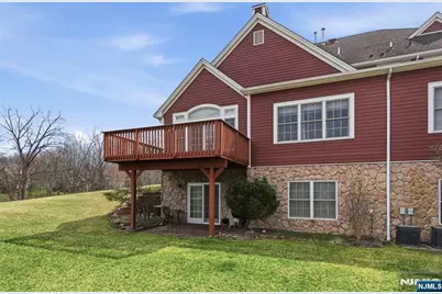 19 Rockhall Court, Hamburg, NJ 07419 - Photo 37