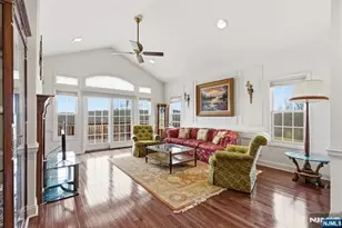 19 Rockhall Ct, Hamburg, NJ 07419 - Photo 13