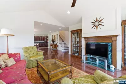 19 Rockhall Court, Hamburg, NJ 07419 - Photo 15