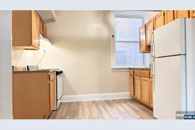 411 Highland Avenue Bn #BN, Palisades Park, NJ 07650 - Photo 5