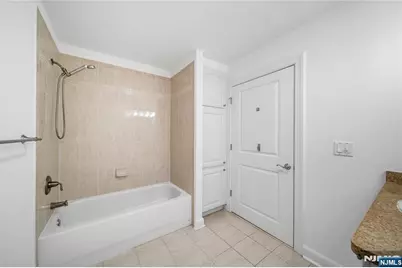 6408 City Place, Edgewater, NJ 07020 - Photo 13