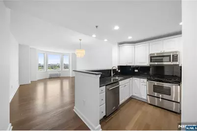 6408 City Place, Edgewater, NJ 07020 - Photo 1