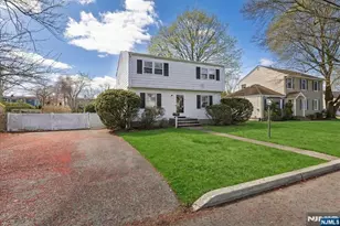 705 Wilson Ct, River Vale Township, NJ 07675 - Photo 3