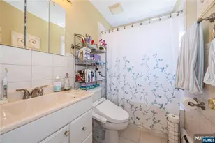 22 Knox Terrace 2A, Wayne, NJ 07470 - Photo 17