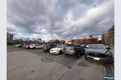 2329 Hudson Terrace C3 #C3, Fort Lee, NJ 07024 - Photo 47