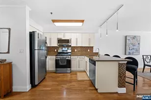 5711 Jefferson Street 310, West New York, NJ 07030 - Photo 7