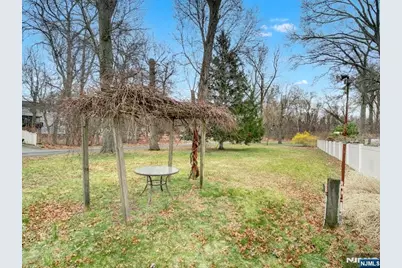 310 Boulevard Drive, Wayne, NJ 07470 - Photo 25