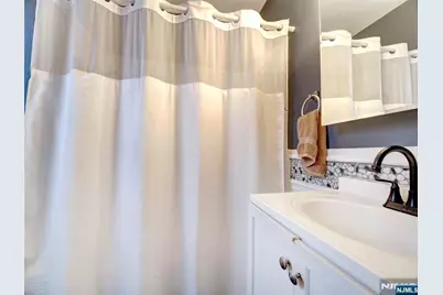 310 Boulevard Drive, Wayne, NJ 07470 - Photo 15