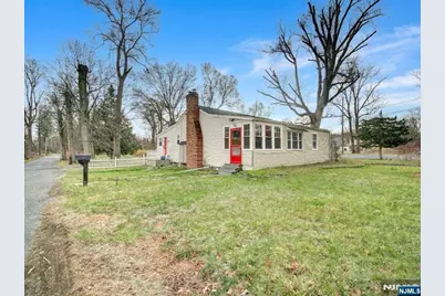 310 Boulevard Drive, Wayne, NJ 07470 - Photo 23