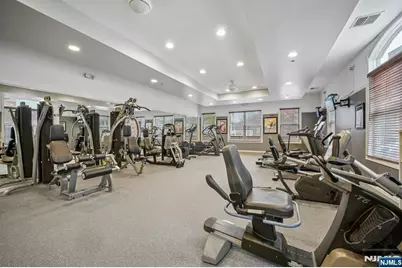 1403 Pointe Gate Drive, Livingston, NJ 07039 - Photo 33