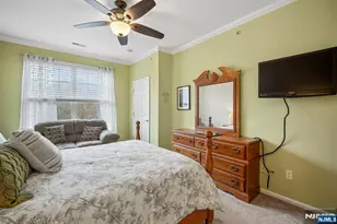 1403 Pointe Gate Dr, Livingston, NJ 07039 - Photo 11