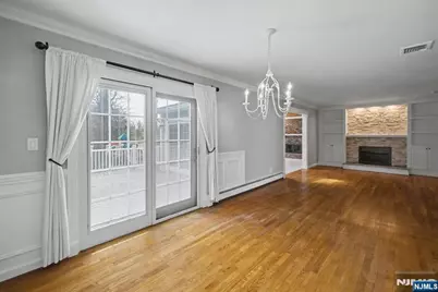 32 Highview Avenue, Woodcliff Lake, NJ 07677 - Photo 5