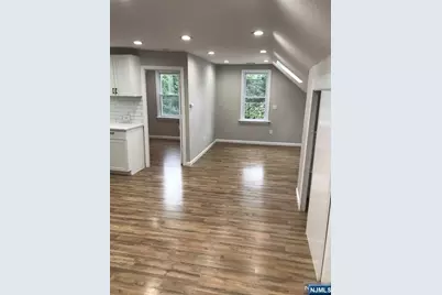 79 Riverdale Street 2 #2, Hillsdale, NJ 07642 - Photo 5