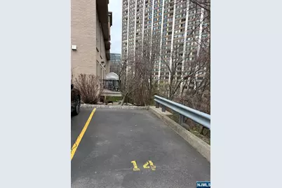 200 Laird Avenue 107 #107, Cliffside Park, NJ 07010 - Photo 17