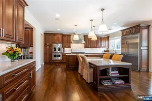 8 Philhower Ct, Denville, NJ 07834 - Photo 17