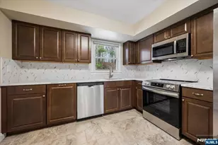 61 Hillside Ave, Roxbury Township, NJ 07847 - Photo 15