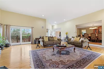 947 Franklin Lake Road, Franklin Lakes, NJ 07417 - Photo 11