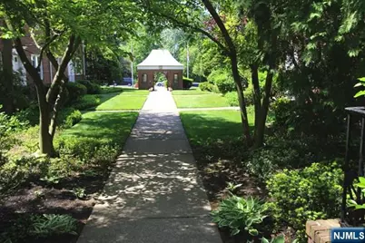 151 Palisade Avenue C2 #C2, Englewood, NJ 07631 - Photo 3