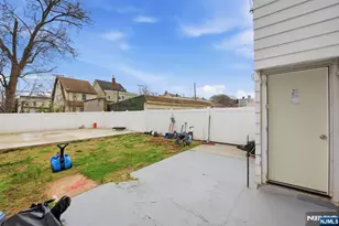 110 Tappan St, Kearny, NJ 07032 - Photo 9