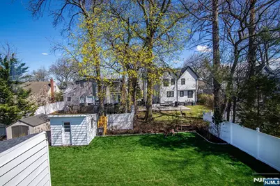 25 Windsor Drive, Dumont, NJ 07628 - Photo 29