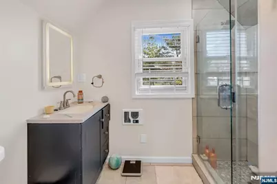 56 S Mountain Avenue, Cedar Grove, NJ 07009 - Photo 37