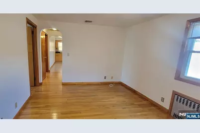 317 Harriet Avenue 2nd Fl #2ND FL, Palisades Park, NJ 07650 - Photo 5