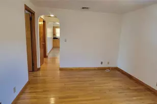 317 Harriet Ave 2nd Fl, Palisades Park, NJ 07650 - Photo 5