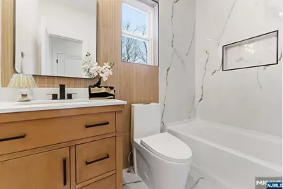 304 Delawanna Avenue, Clifton, NJ 07014 - Photo 7