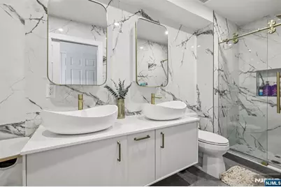 458 Buffalo Court 458 #458, West New York, NJ 07093 - Photo 19