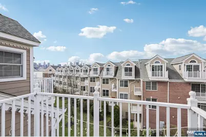 458 Buffalo Court 458 #458, West New York, NJ 07093 - Photo 33