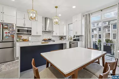 458 Buffalo Court 458 #458, West New York, NJ 07093 - Photo 11