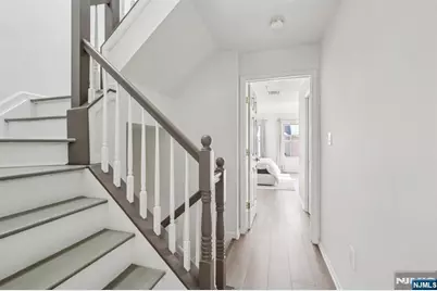 458 Buffalo Court 458 #458, West New York, NJ 07093 - Photo 25