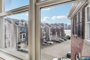 458 Buffalo Ct 458, West New York, NJ 07093 - Photo 7