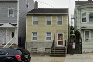 268 Walnut St, Newark, NJ 07105 - Photo 1