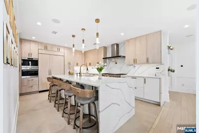 1101 Bloomfield Street 2 #2, Hoboken, NJ 07030 - Photo 9