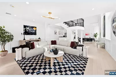 1101 Bloomfield Street 2 #2, Hoboken, NJ 07030 - Photo 1