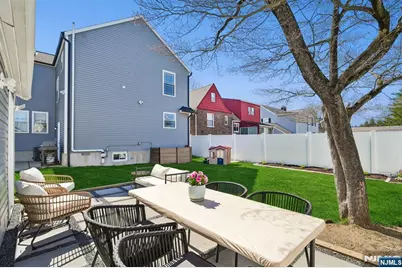 249 Ottawa Avenue, Hasbrouck Heights, NJ 07604 - Photo 25