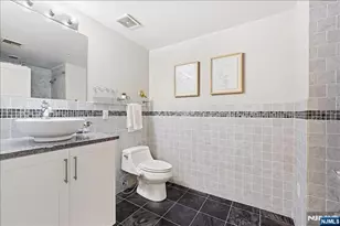 109 Harrison Street 300, Hoboken, NJ 07030 - Photo 15