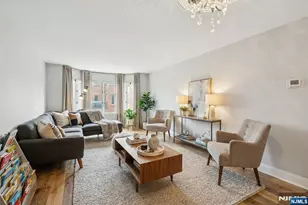 403 Hancock Ct 403, Edgewater, NJ 07020 - Photo 1