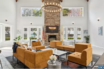 403 Hancock Court 403 #403, Edgewater, NJ 07020 - Photo 13