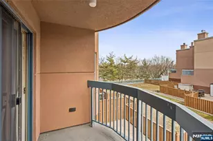 403 Hancock Ct 403, Edgewater, NJ 07020 - Photo 17