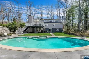 105 Apple Ridge Rd, Woodcliff Lake, NJ 07677 - Photo 3