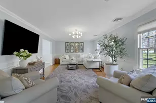 105 Apple Ridge Rd, Woodcliff Lake, NJ 07677 - Photo 7