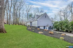 105 Apple Ridge Rd, Woodcliff Lake, NJ 07677 - Photo 49