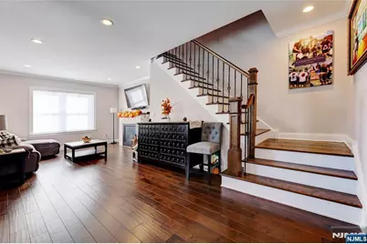 548 Monroe Street, Carlstadt, NJ 07072 - Photo 17