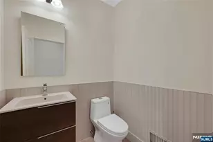 1 Lindy Pl, Old Tappan, NJ 07675 - Photo 9