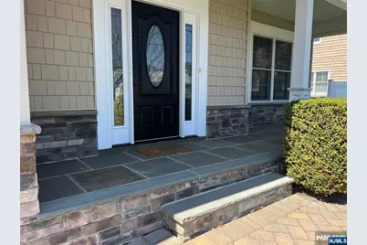 1 Lindy Place, Old Tappan, NJ 07675 - Photo 3