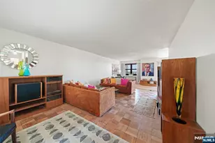 7855 Blvd 1106, North Bergen, NJ 07047 - Photo 7