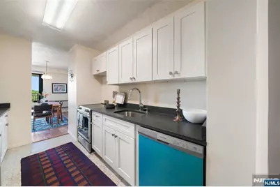 7855 Boulevard 1106 #1106, North Bergen, NJ 07047 - Photo 19