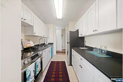 7855 Boulevard 1106 #1106, North Bergen, NJ 07047 - Photo 23